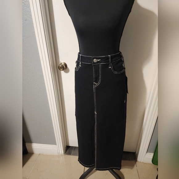 True Religion Dresses & Skirts - True Religion Black Denim Maxi Skirt Size 29 Nwt